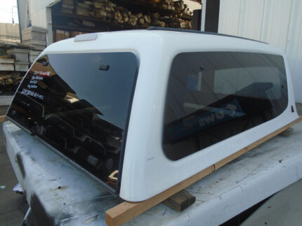 2000-2004, TOYOTA TACOMA 5' Bed, Camper Shell.